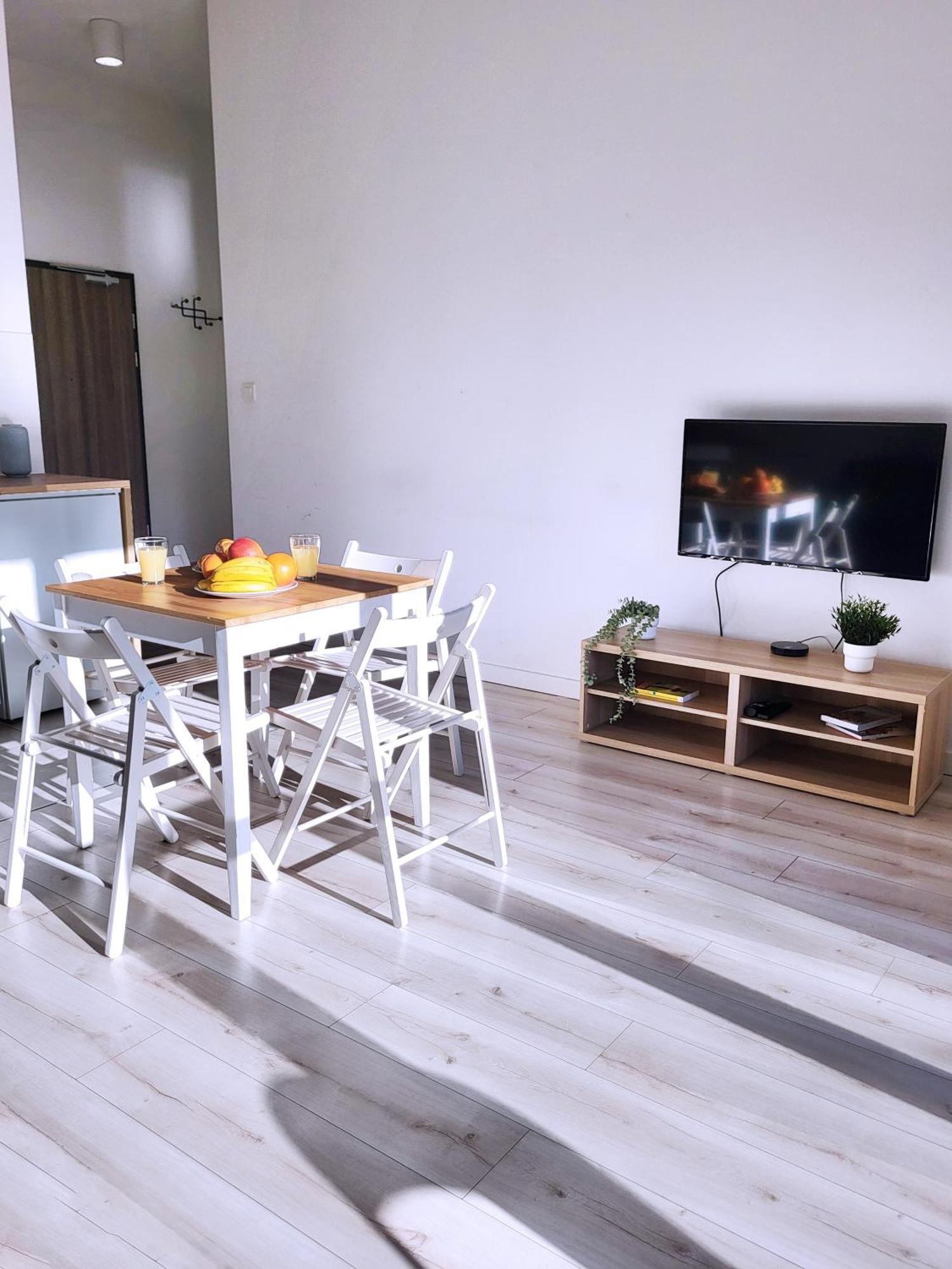 ורשה Chill Apartments City Link מראה חיצוני תמונה